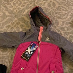 Girls winter jacket size 4/5